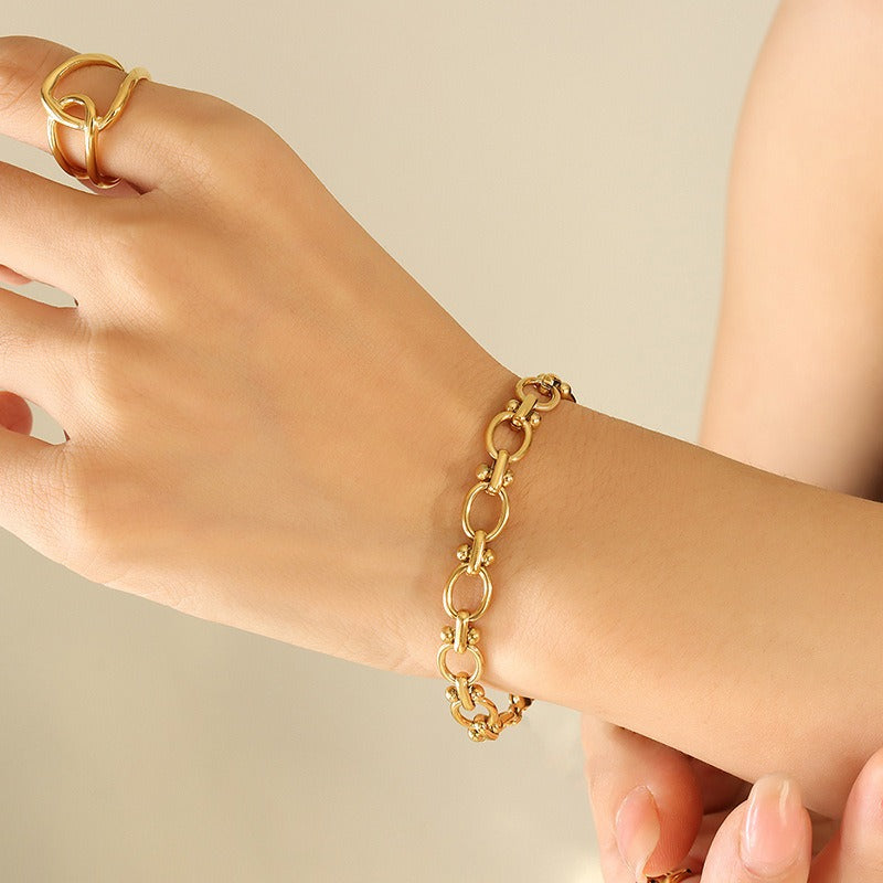 Luxury Thick chain interlocking couple girl gift bracelet jewelry accessories