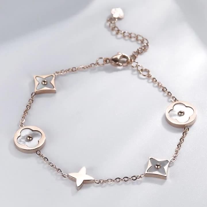 Fashion Trend Four-Leaf Flower-Shaped Shell Stitching Pendant Bracelet Rose Gold Thin Chain Titanium Steel Jewelry