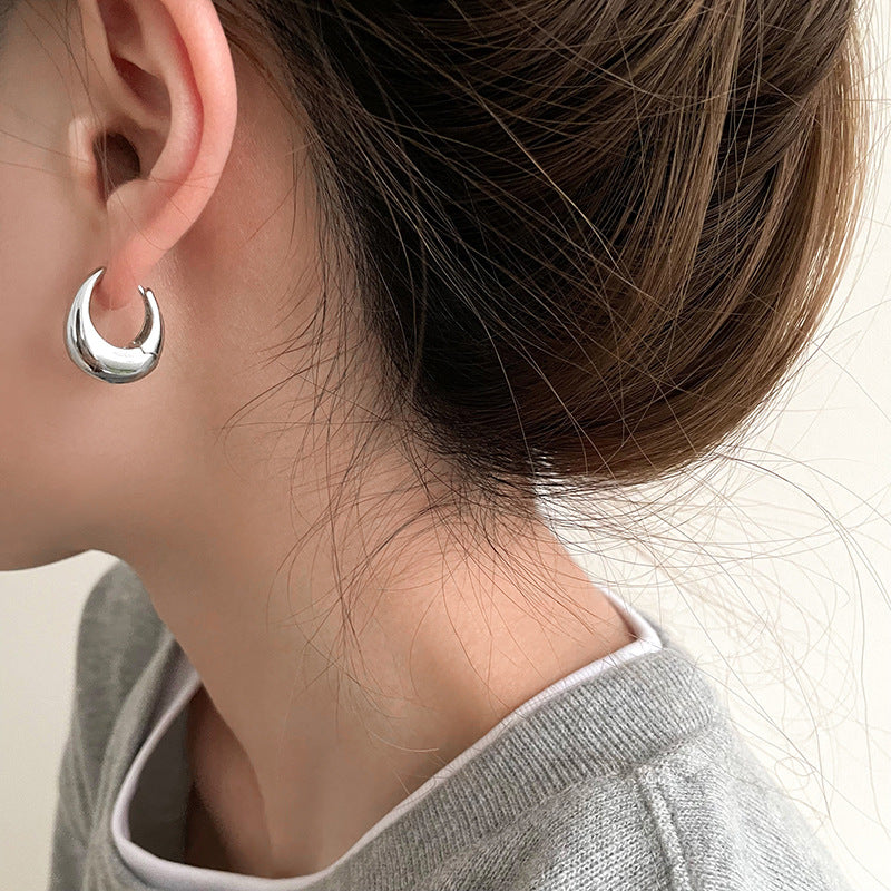 Fashion Metal Smooth Big Oval Stud Earrings for Women Exaggerated Hollow Ball Geometric Ear Buckle Earring Jewelry Gift