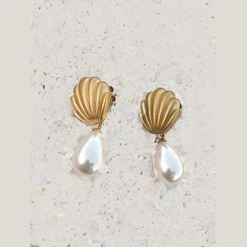 New Fashion Frosted Shell Pearl Dangle Earrings for Women Ms French Style Vintage Jewelry Pendant Gifts