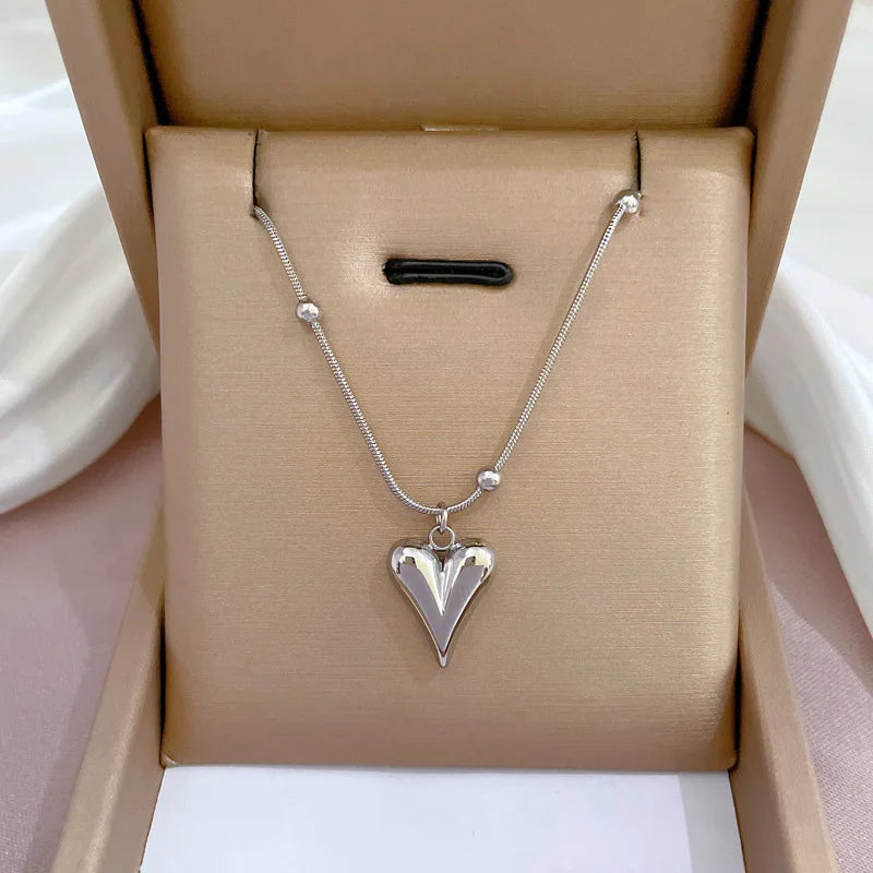 Eternal Heart Necklace - Tarnish-Free Gold Titanium Steel with Lab Grown Gems