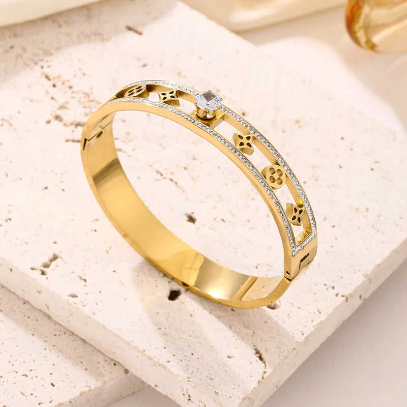 Heart CZ Bangle  Unisex Stainless Steel Cuff Bracelet for Women & Men